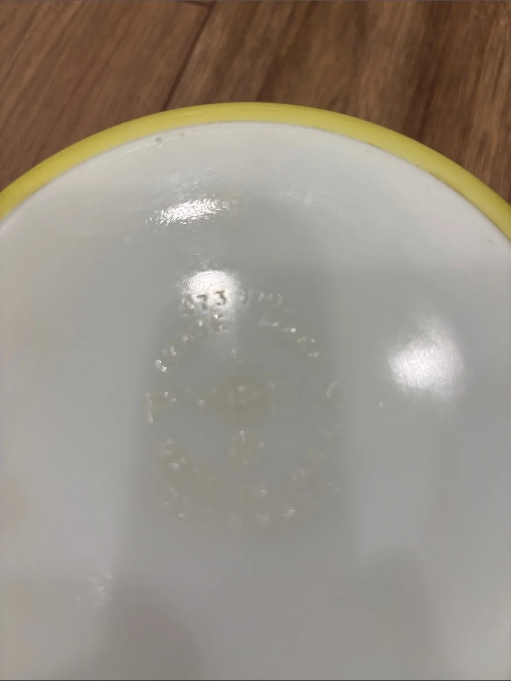 Pyrex Verde 473 with Lid